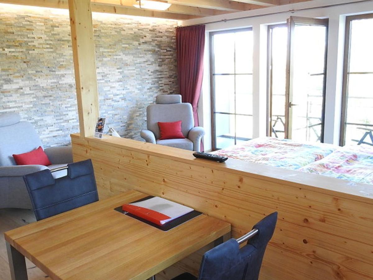 Ferienhaus Albzeit アルプシュタット エクステリア 写真