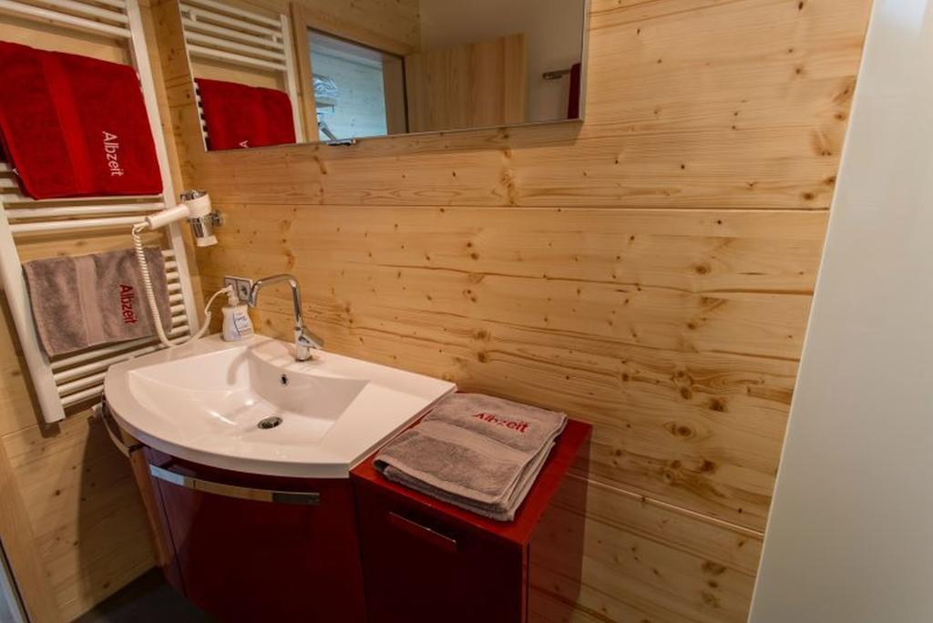 Ferienhaus Albzeit アルプシュタット エクステリア 写真