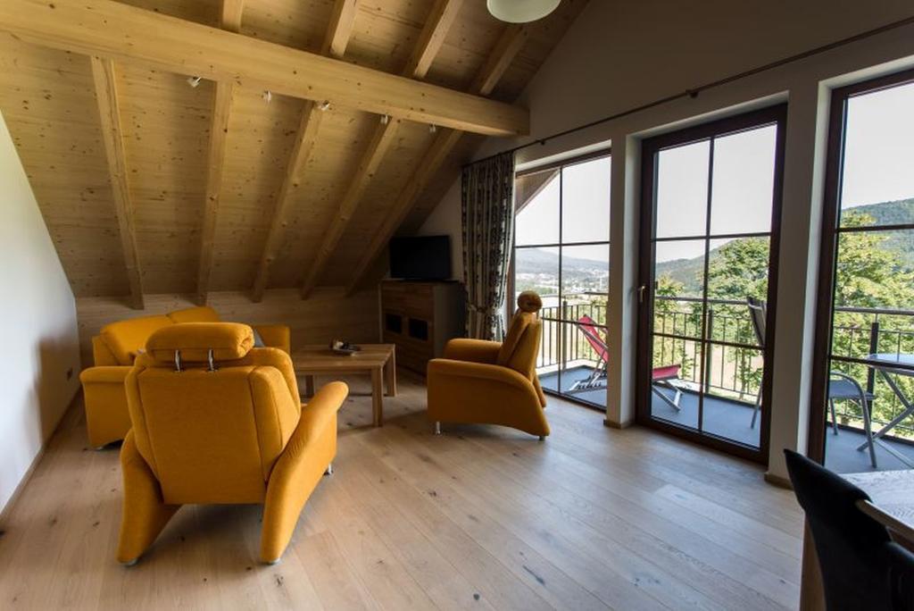 Ferienhaus Albzeit アルプシュタット エクステリア 写真